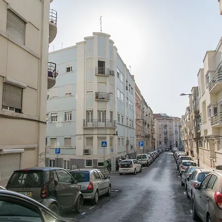 10 Min Walk To Center Lisboa